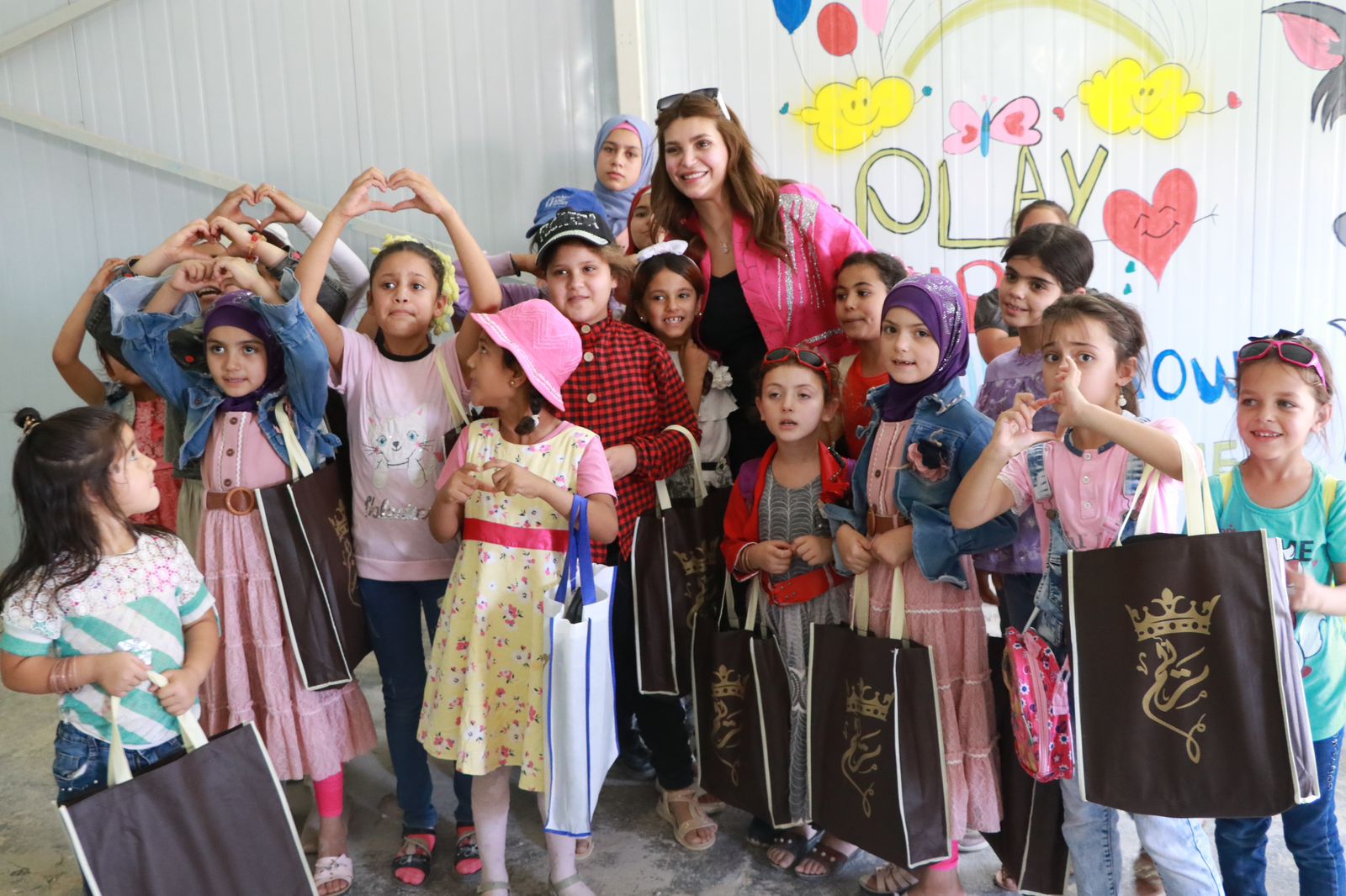 كيلاني تنفذ مبادرة خيرية في مخيم الزعتري | اخبار الاردن