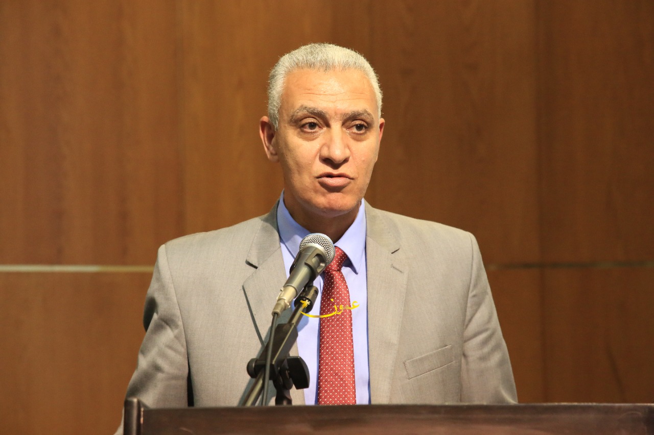 اشهار كتاب ذوقان الهنداوي للدكتور حسين العموش