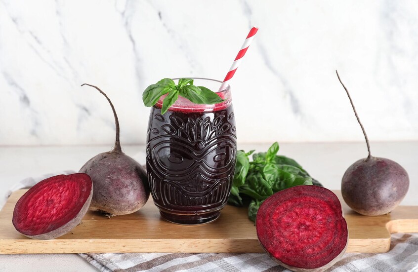 عصير الشمندر ..  مفتاح اللياقة البدنية وشيخوخة أكثر صحة