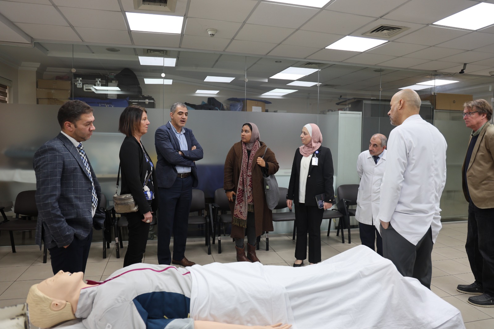 مستشفى الاستقلال يستقبل وفدًا أكاديميًا من الجامعة الألمانية