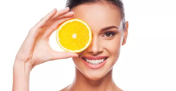 أيهما أفضل للبشرة ..  فيتامين «سي» أم «هـ»؟