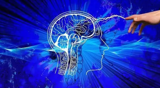 5 تمارين ذهنية لتنشيط الدماغ بعد سن الأربعين