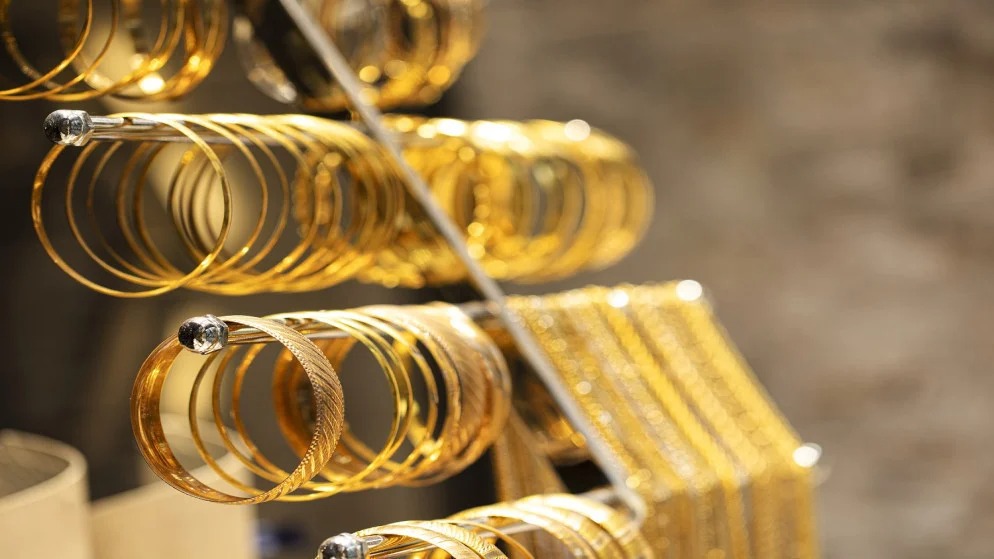 قفزة في أسعار الذهب محليًا ..  وغرام الـ21 عند 105.2 دينار