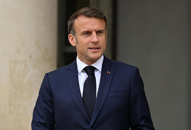 ماكرون: قرار اسرائيلي يضاف لانتهاكات بحق الأماكن المقدسة في القدس 