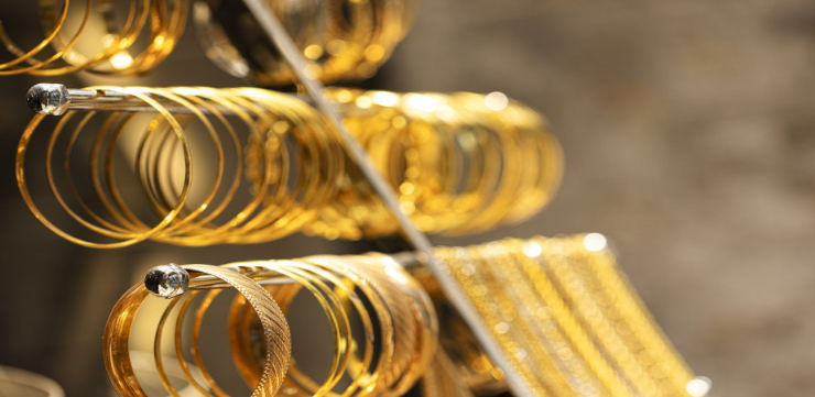 انخفاض أسعار الذهب 80 قرشاً ..  وعيار 21 عند 98.6 ديناراً