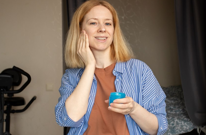 دليل العناية ببشرة الحامل ..  ما ينصح به الخبراء