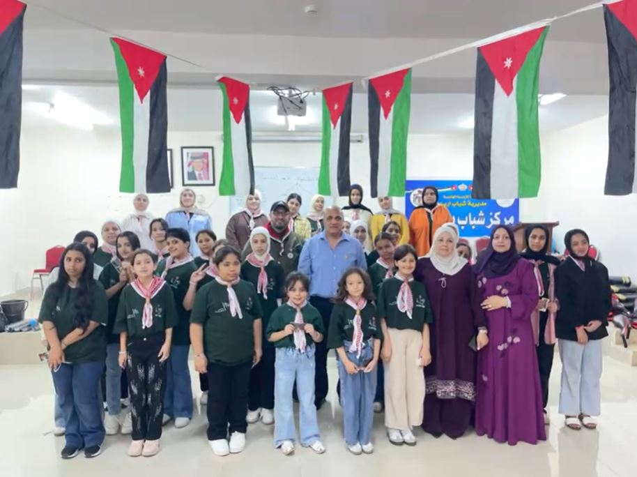 انطلاق معسكري الجداريات والكشافة والمرشدات في مراكز شباب إربد