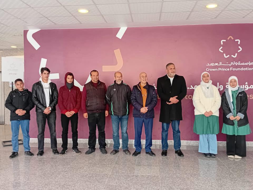 اللصاصمة يترأس اجتماع برنامج القيادة للمدارس