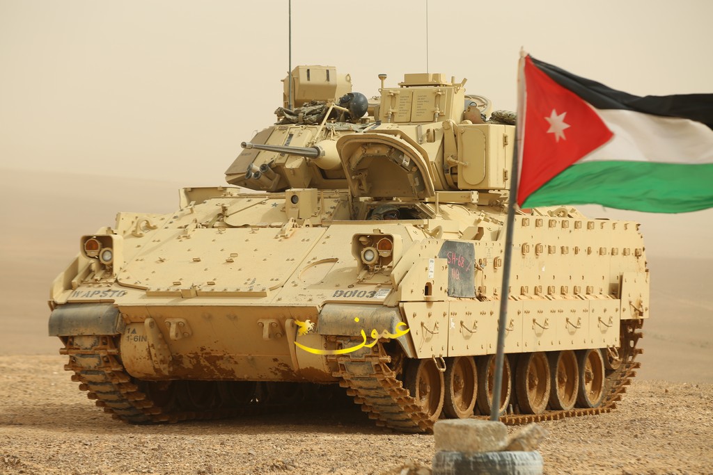 خلال شهر ..  الجيش يمنع 22 عملية مخدرات و6 متسللين و262 صاروخا ومسيّرة