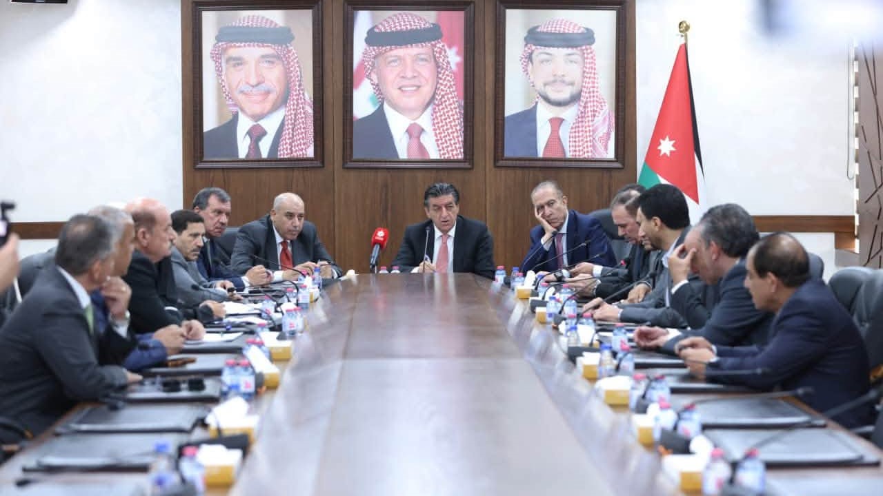 رئيس النواب يؤكد أهمية دور الكتل النيابية