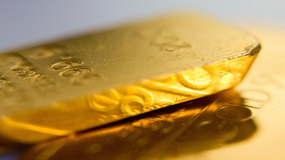 الذهب يهبط ويتجه لثالث خسارة أسبوعية وسط ارتفاع الدولار