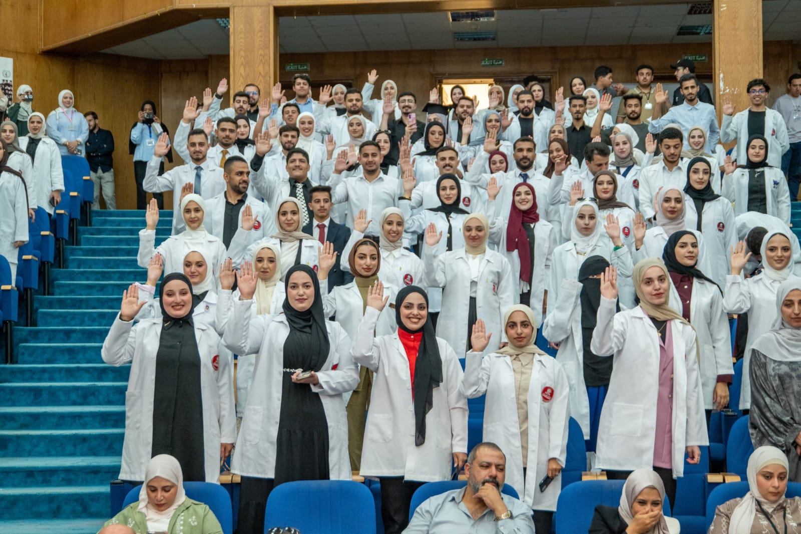 يوم وظيفي في الهاشمية يستعرض فرص العمل والتدريب لطلبة التمريض