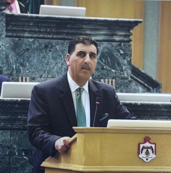 القبلان: اليوم قُطع الميكروفون لكن الكلمة لا تُقطع