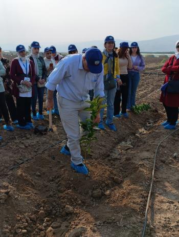 العياصرة يرعى الاحتفال باليوم الدولي للمتطوعين بزراعة 1000 شجرة