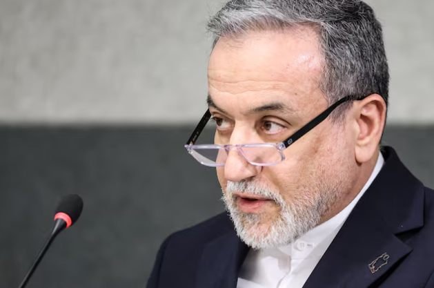 عراقجي: مستعدون للتحقيق في مسؤولية ضربات على مواقع سكنية 