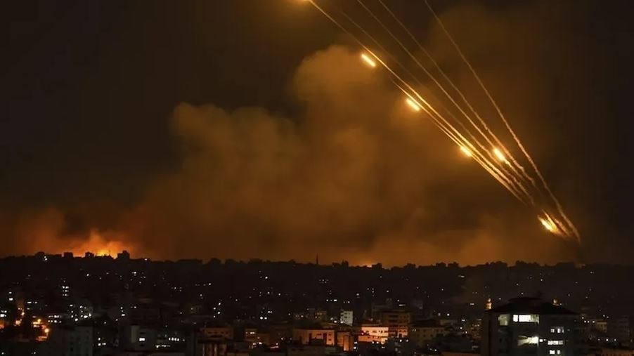 عشرات الاصابات في ديمونة جراء هجوم صاروخي إيراني