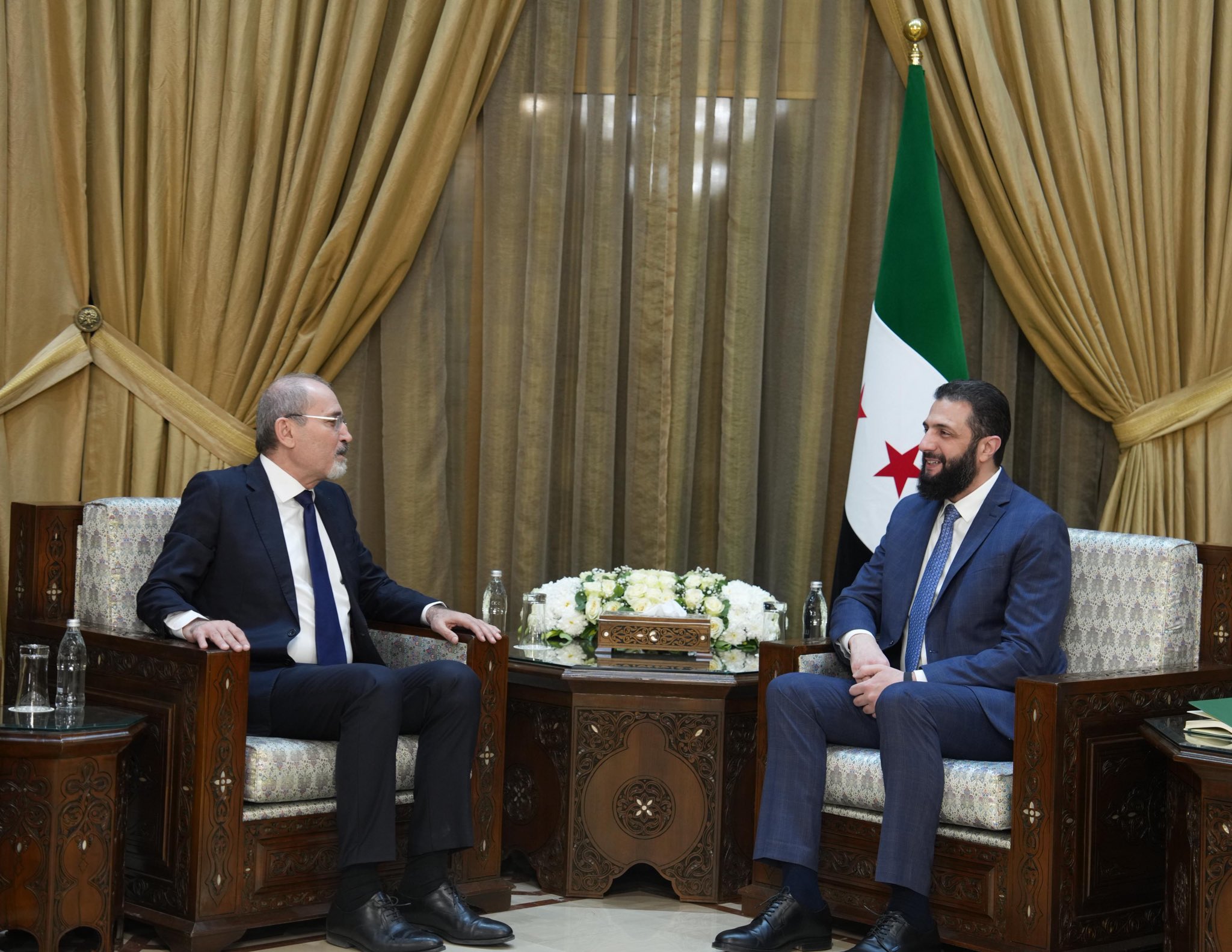 الصفدي: نمضي برؤية واضحة وإرادة قوية لتعزيز العلاقات مع سوريا