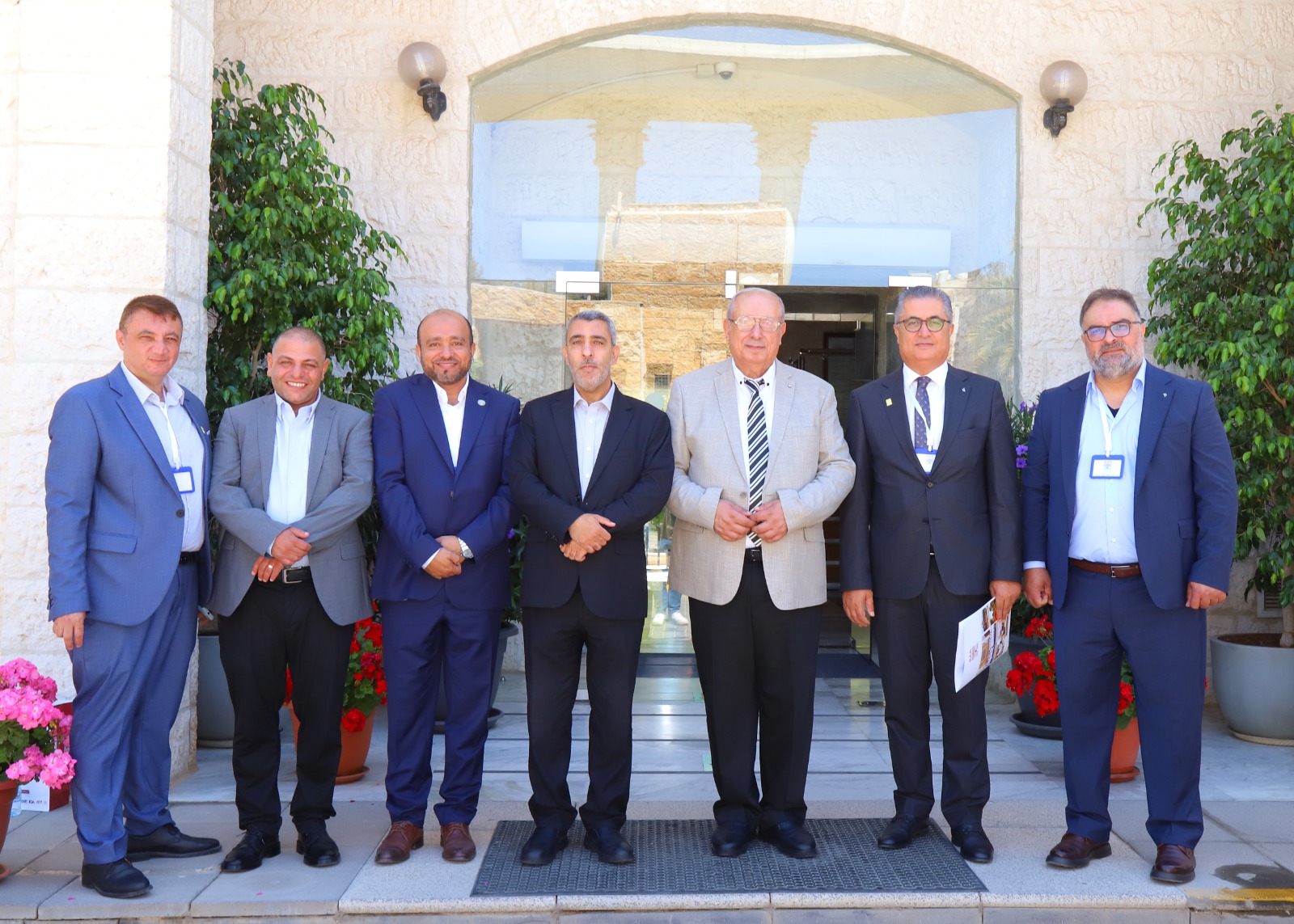 جامعة البترا تبحث شراكات بحثية مع الهيئة العربية للطاقة الذرية وتستعرض تقنيات تحليل المواد