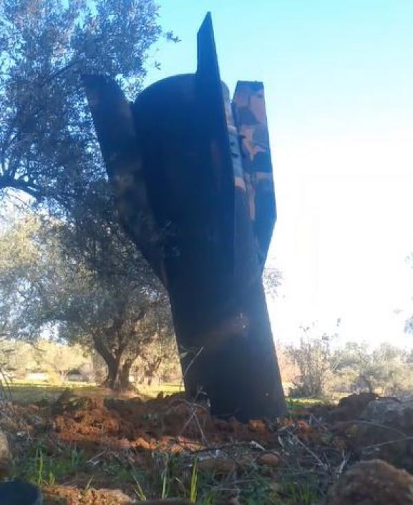 الأمن يتعامل مع 26 بلاغا لسقوط شظايا صواريخ ..  وتضرر مركبات