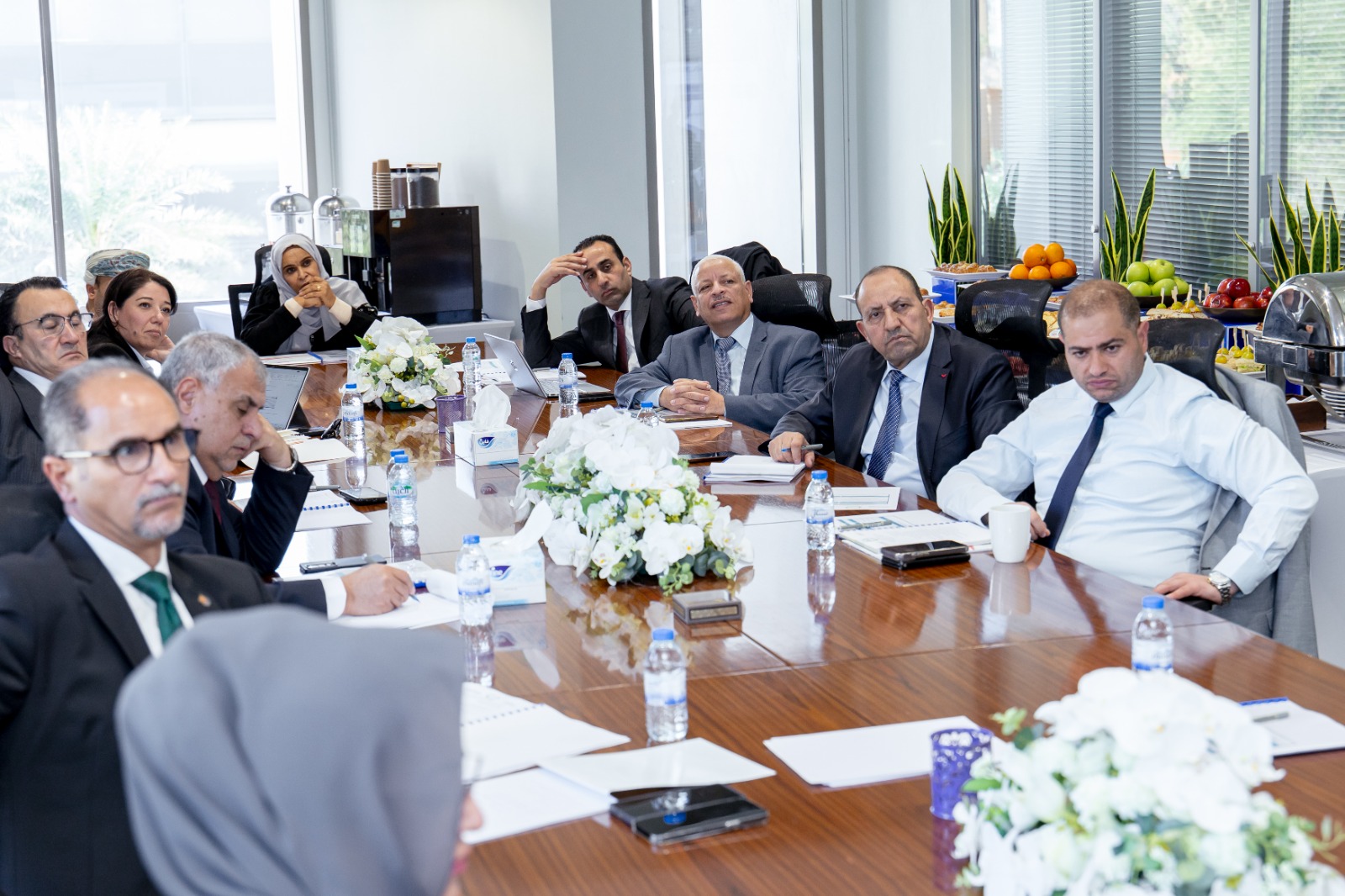 عميد  كلية القانون في إربد الأهلية يشارك باجتماع كليات الحقوق العربية بالإمارات