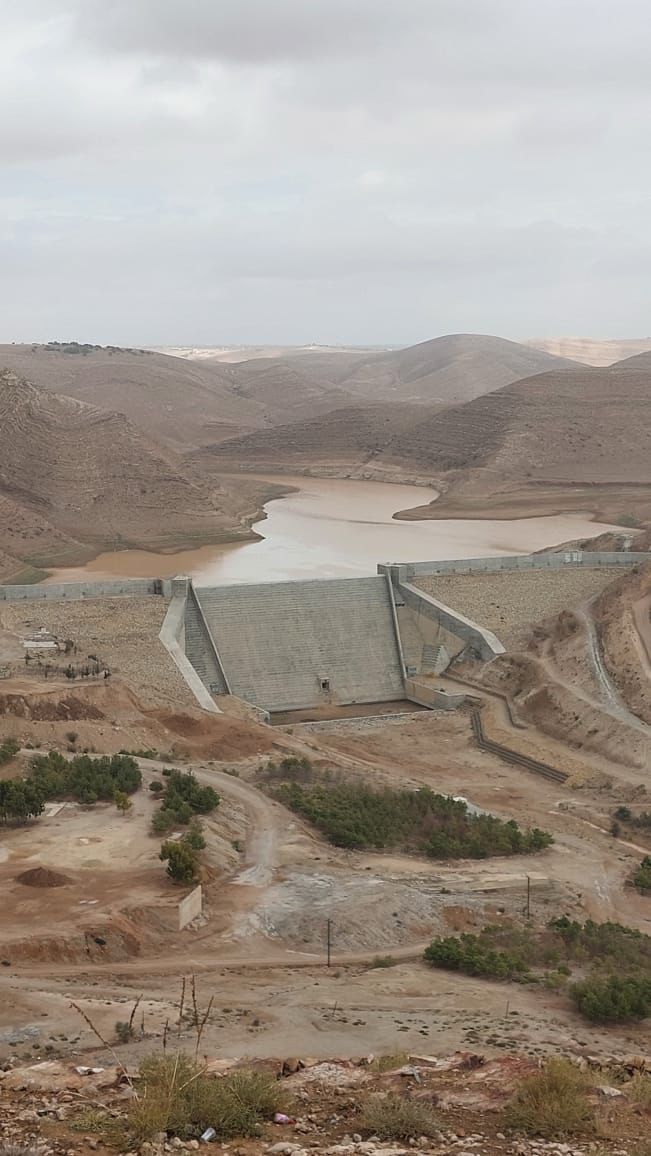 المياه: امتلاء سد الوالة بكامل سعته وفيضانه خلال ساعات