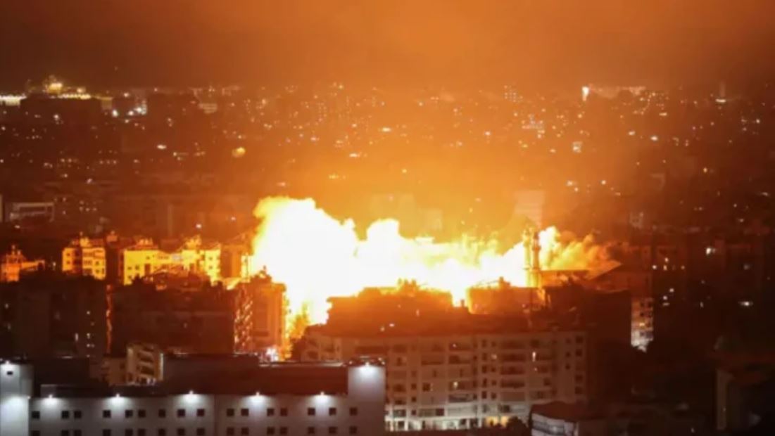 الصحة اللبنانية: 5 شهداء و15 جريحا بغارات إسرائيلية