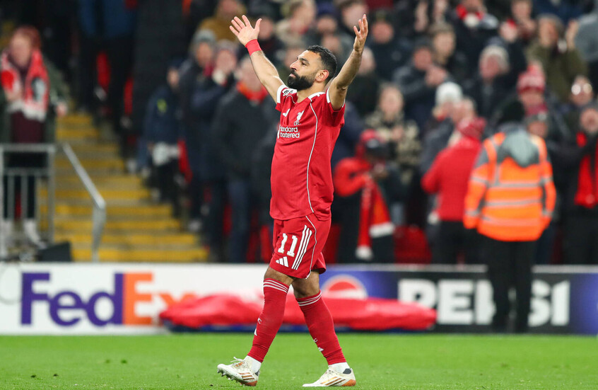 لماذا علق ليفربول ملف رحيل محمد صلاح؟