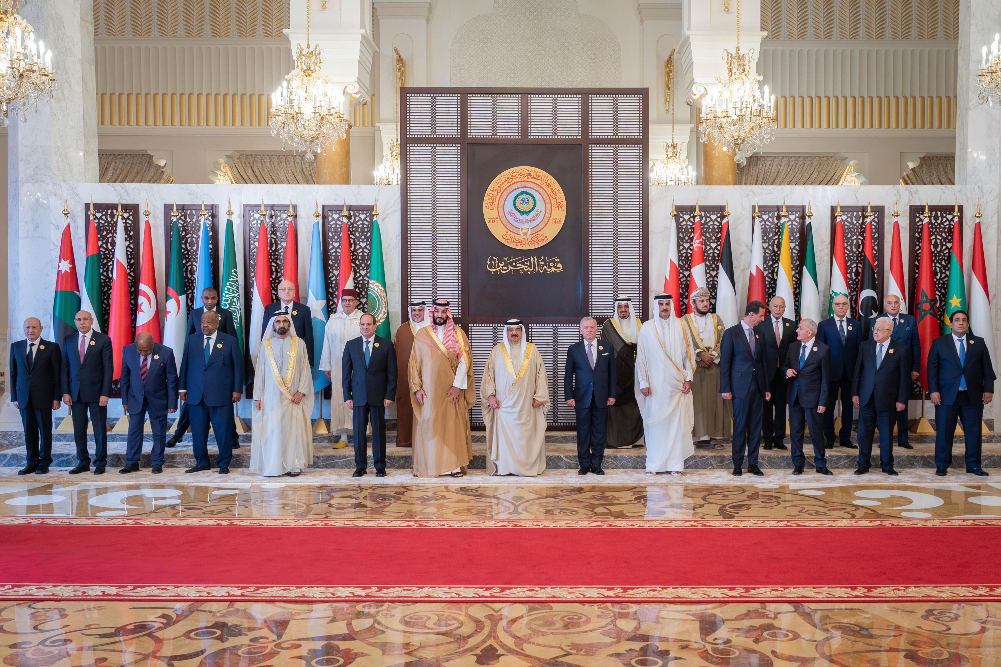 انطلاق أعمال القمة العربية في البحرين