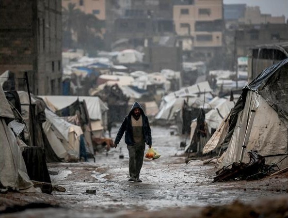 الهجرة الدولية: أزمة سكن حادة تهدد النازحين في قطاع غزة مع قدوم الشتاء