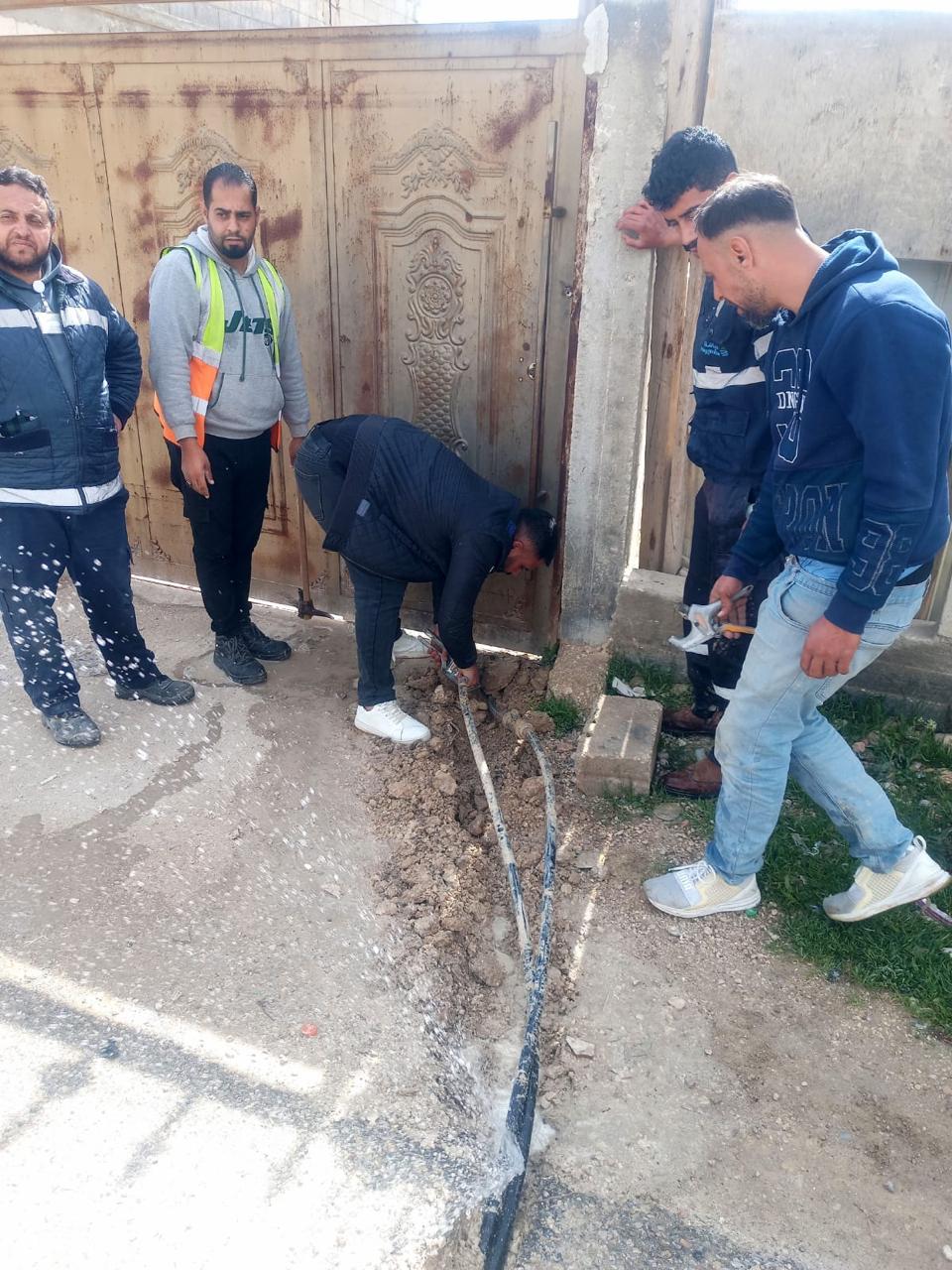 ضبط اعتداءات على المياه في الزرقاء