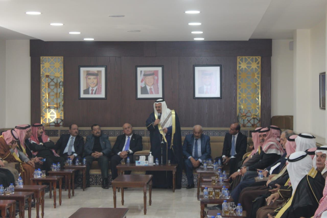 الحدادين: لقاء مادبا بمستشار الملك محطة تعكس التلاحم بين القيادة والشعب 