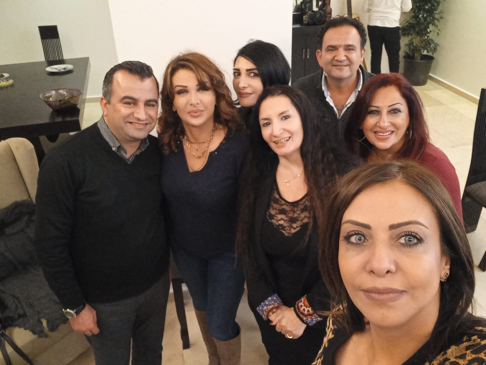 حدادين تشارك بسهرة أدبيّة ثقافية في لبنان