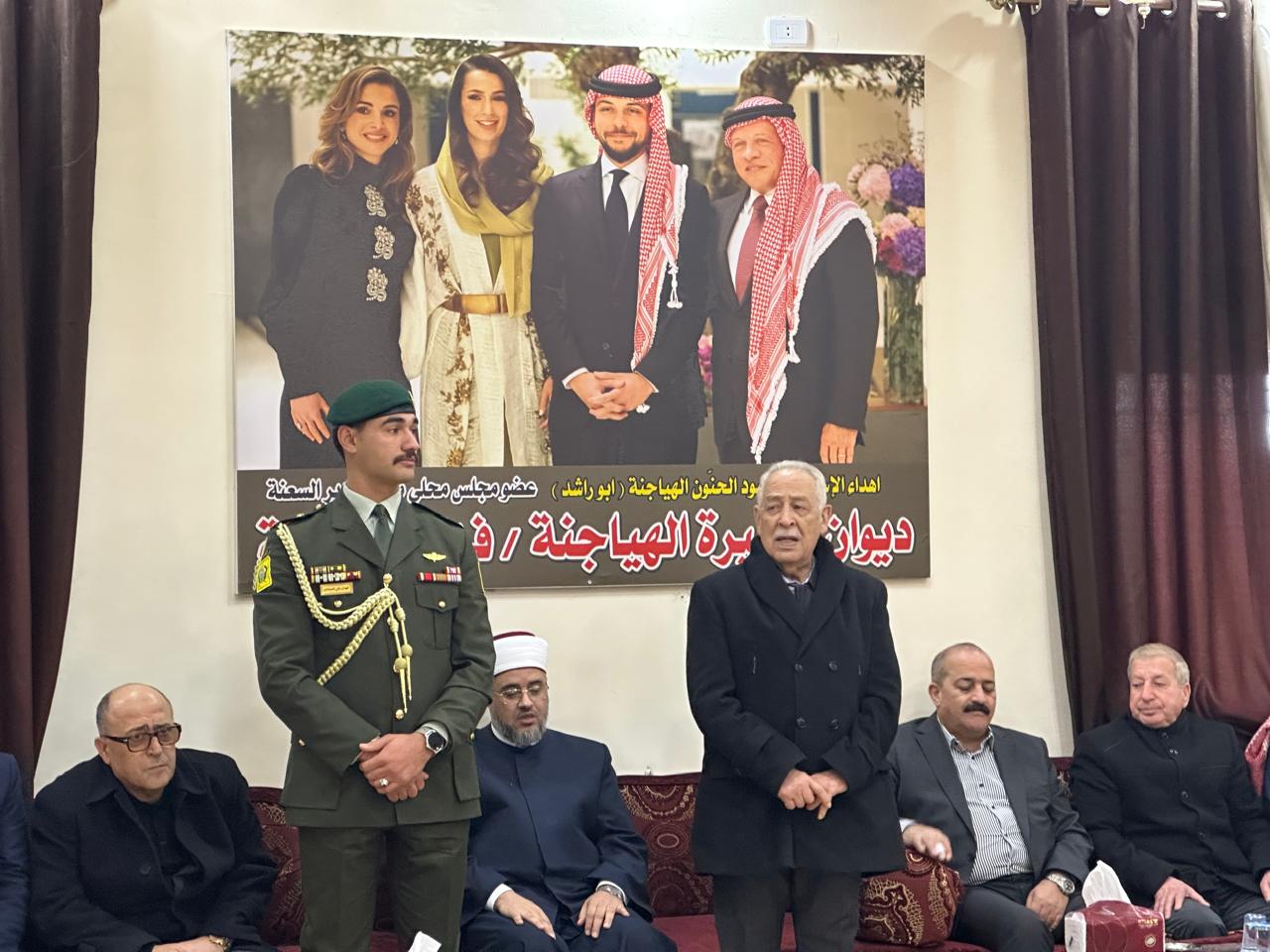 مندوبا عن الملك وولي العهد ..  العيسوي يعزي عشيرة الهياجنة