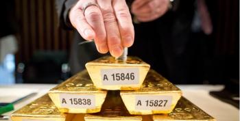 رغم مخاوف رفع الفائدة ..  الذهب يقفز 1 بالمئة مع تراجع الدولار