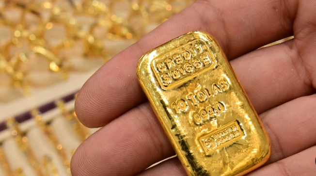 ارتفاع قياسي جديد ..  سعر أونصة الذهب يتخطى 5230 دولارًا 