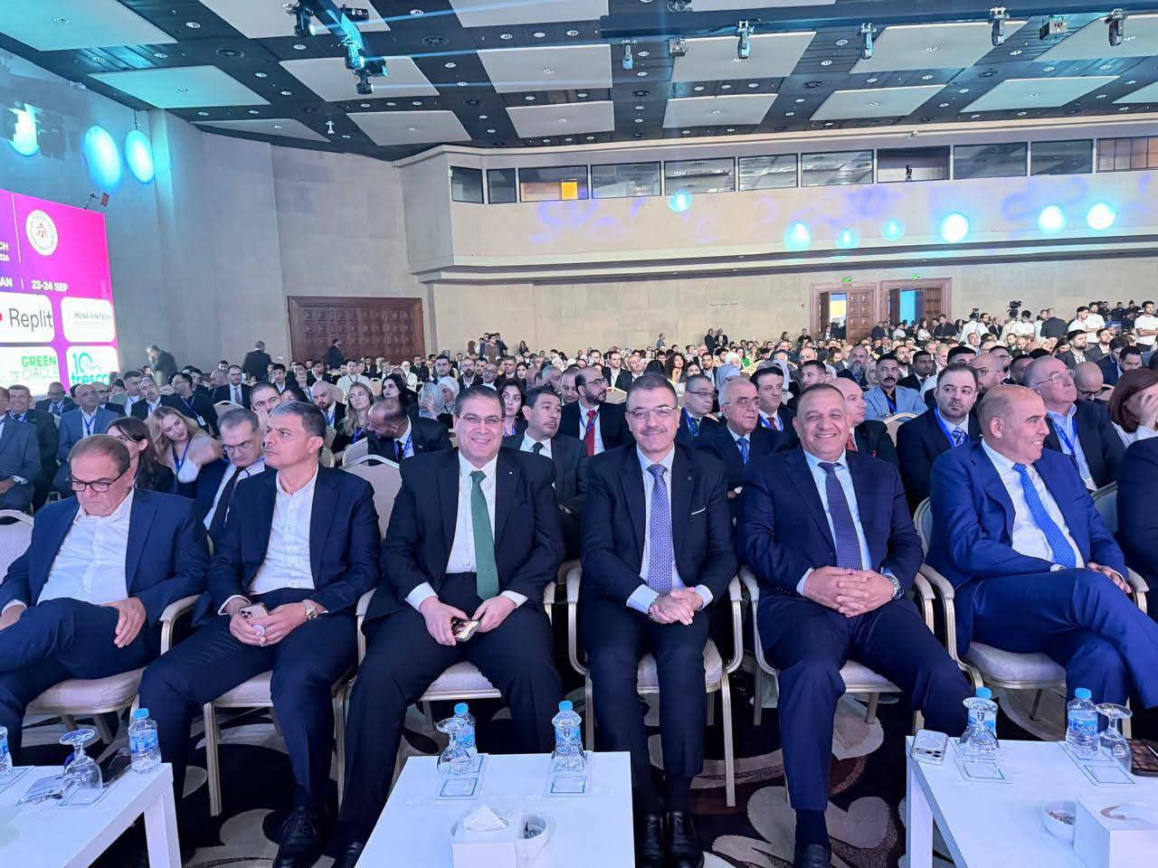 رئيس مجلس أمناء جامعة عجلون الوطنية ورئيس الجامعة يشاركان في افتتاح مهرجان الأردن للتكنولوجيا المالية 2026