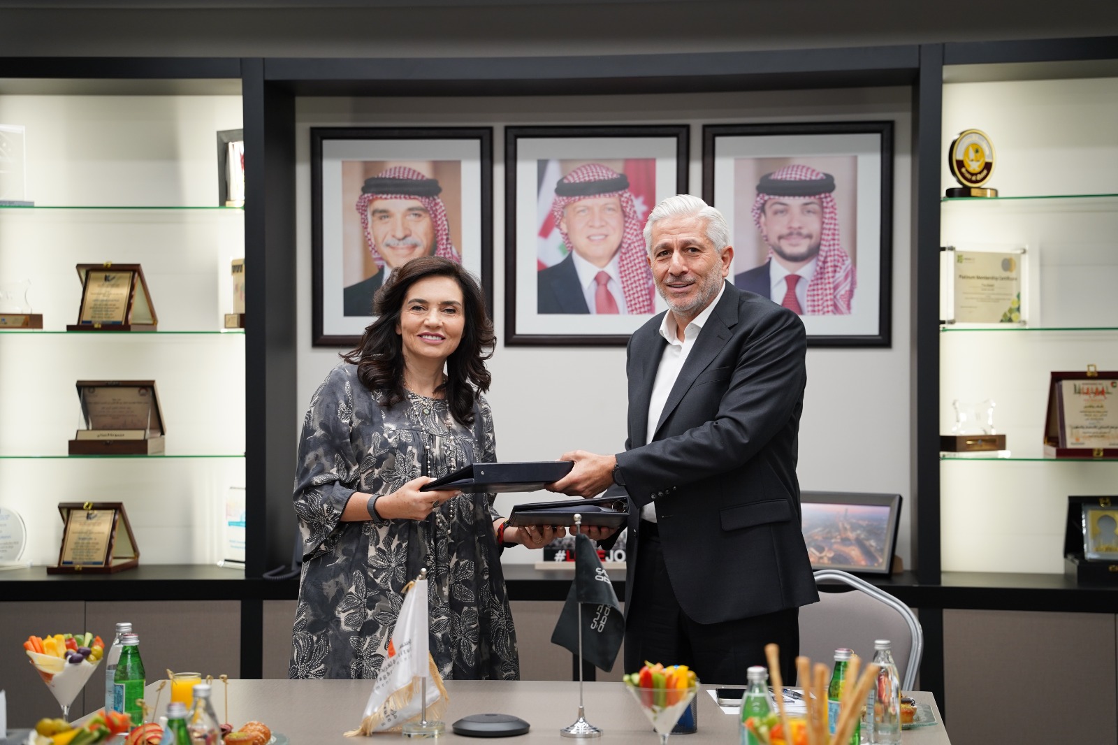 البوليفارد ومؤسسة الأميرة تغريد للتنمية والتدريب يوقّعان شراكة لتعزيز تمكين المرأة وتسويق المنتجات الحرفية