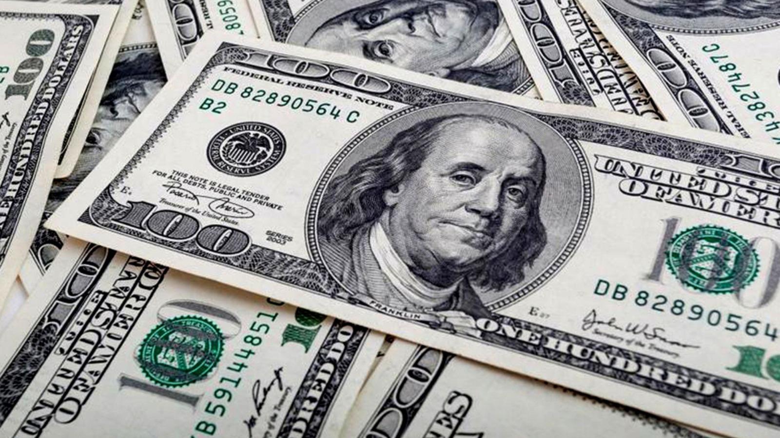 الدولار يتجه لأكبر خسارة أسبوعية في 3 أشهر