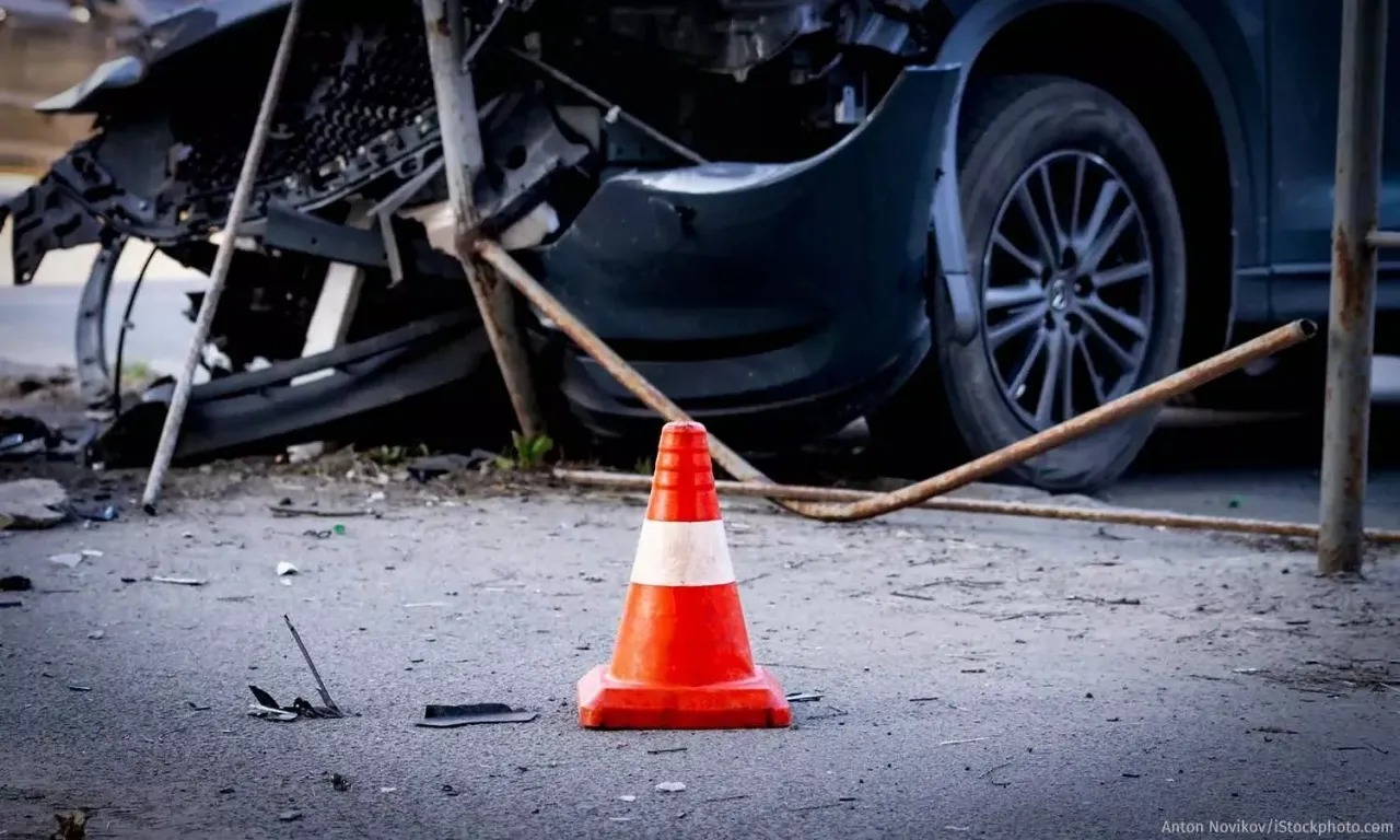 7 إصابات بحادثي تدهور على الطريق الصحراوي 