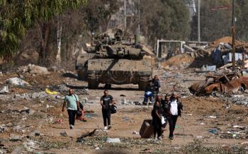 تمديد الهدنة المؤقتة في غزة ليوم سابع واستمرار بحث تبادل الأسرى