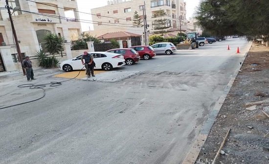 بلدية إربد تشكل لجنة للحد من المطبات العشوائية 