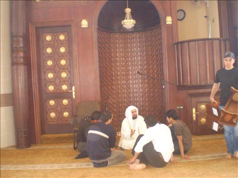 السيد المسيح مسجد يعزز التعايش الديني بين المسلمين والمسيحيين في