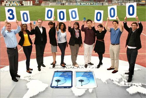  ٣٠   GALAXY SIII  ٥  ]